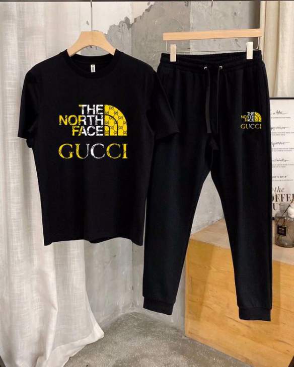 Picture of Gucci Shirt Pant Suits _SKUGucciM-5XLkdtn8322231